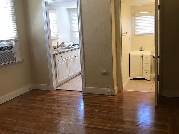 2nd image of 2600 N St APT 03