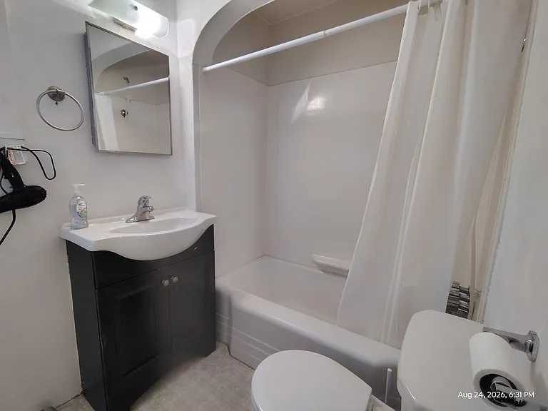 14 Jerome Ave #1 — Photo 1