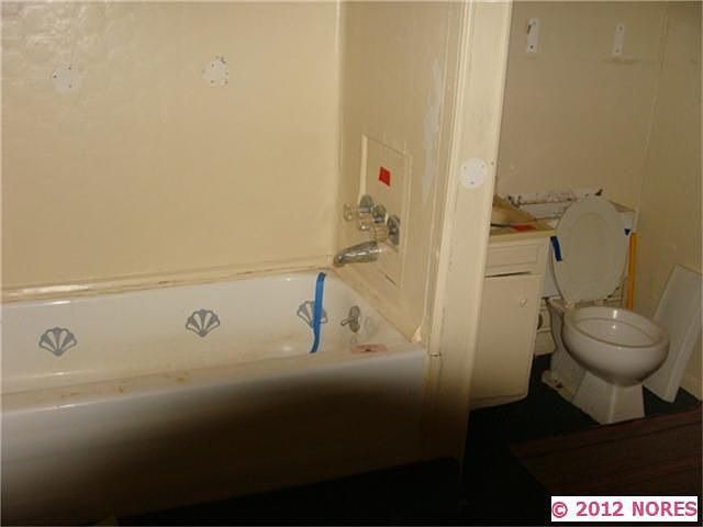 2nd image of 5945 N Rockford Ave
