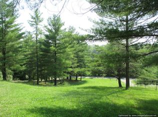 545 Peavine Rd, Martinsville, IN 46151