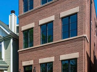 1318 W School St, Chicago, IL 60657