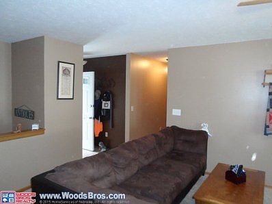 3rd image of 811 Sweetwood Dr