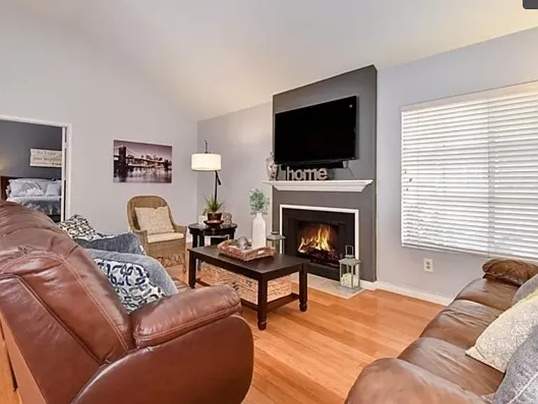 12555 Euclid St #30 — Photo 3