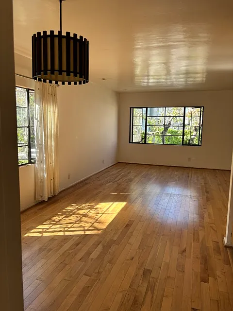 1 bed, 800 sqft, $2,500 — Photo 2