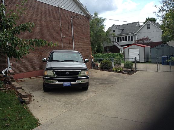 Extra parking on side