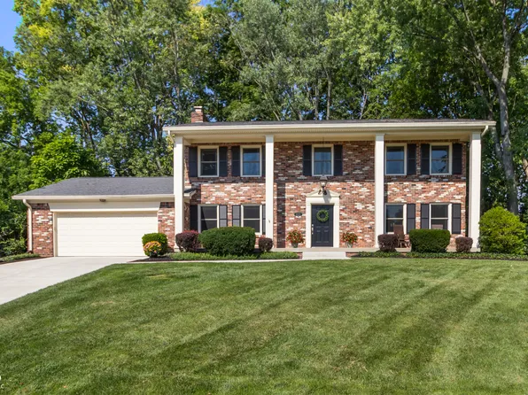 10194 Briar Creek Ln, Carmel, IN 46033