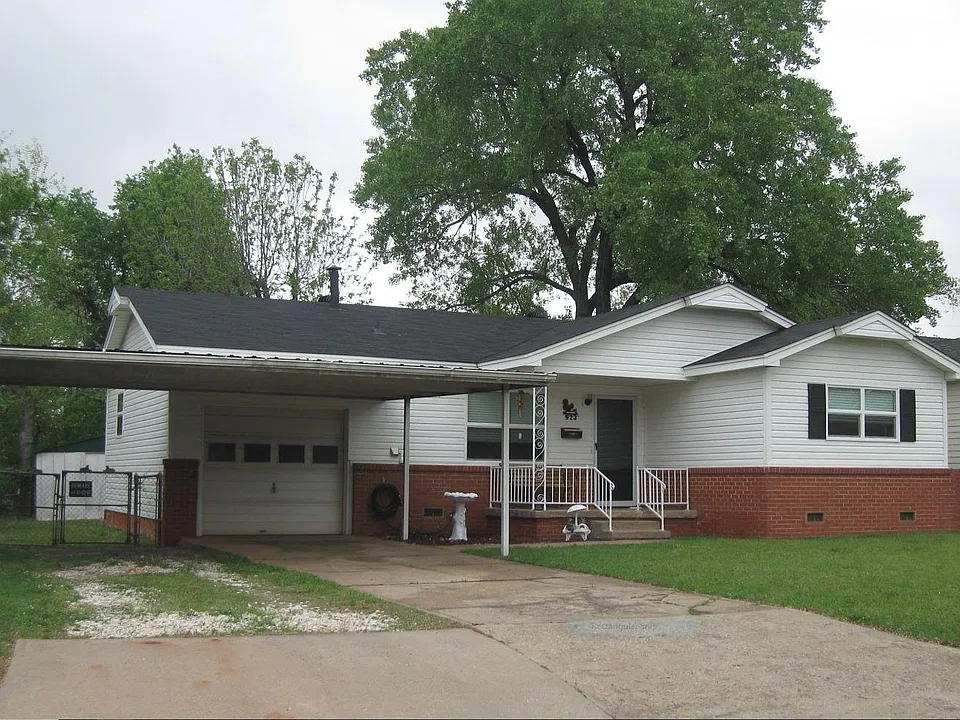 523 SE 71st St