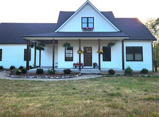 1440 S County Line Rd, Benton Harbor, MI 49022