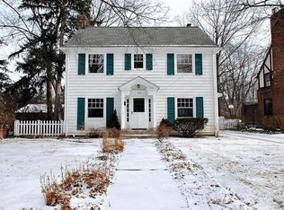 3223 Warrington Rd, Shaker Heights, OH 44120