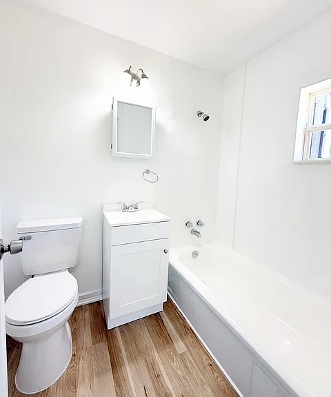3326 Halverson Ave — Photo 15