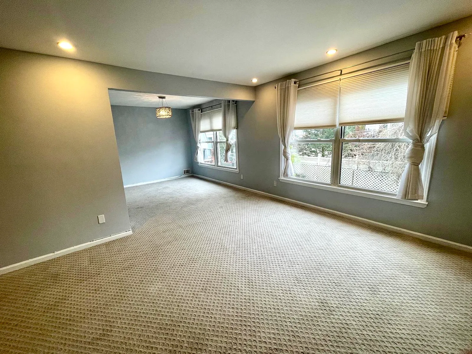 Waters Edge Dr, Bayside — Photo 1