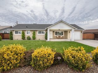 142 S Parallel Ave, Ripon, CA 95366