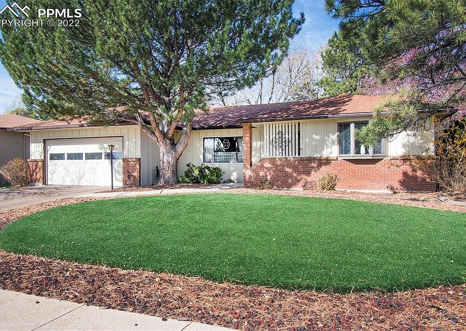 1336 Friendship Ln E, Colorado Springs, CO 80904 Zillow