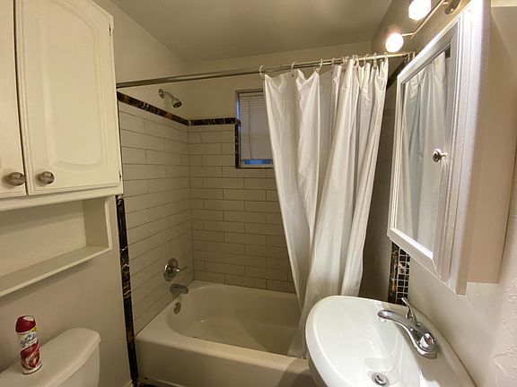 Bathroom : New tub and tile