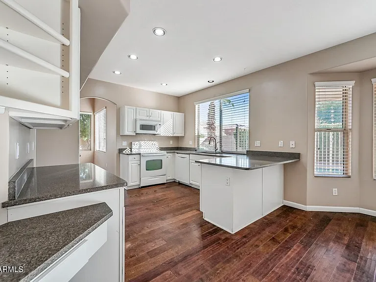 6191 W Shannon St — Photo 12