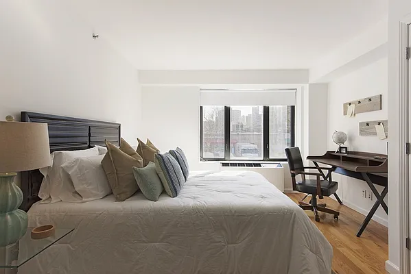 Sold by Nest Seekers International | media 11