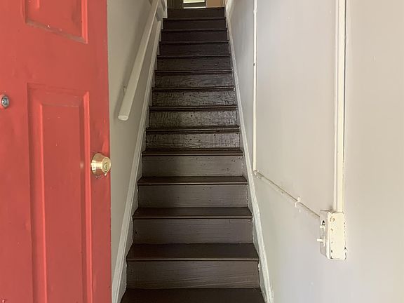 3rd image of 2209 4th Ave #2