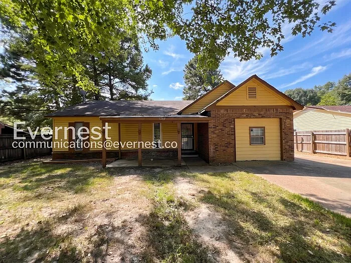 5787 Northland Dr
