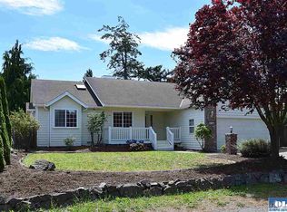 387 W Fir St, Sequim, WA 98382