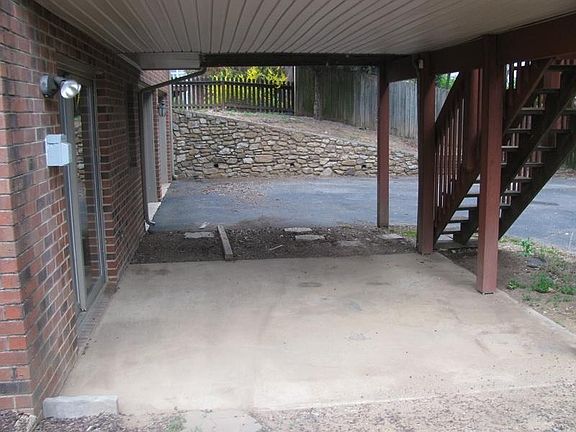2nd image of 4788 Chippenham Dr