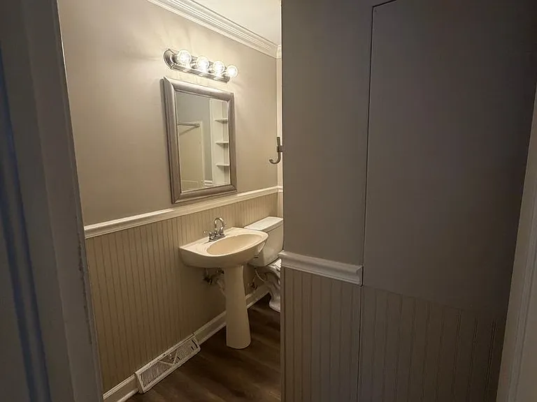 202 Motley Ave — Photo 17