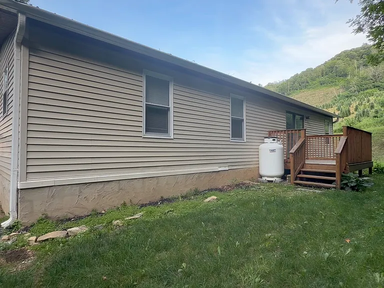 1632 Little Elk Rd — Photo 25