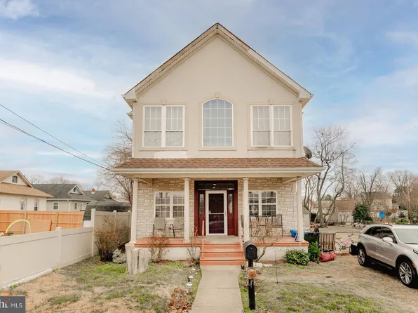 208 S Lincoln Ave, National Park, NJ 08063