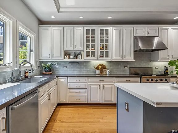 3rd image of 4509B 25th St #B