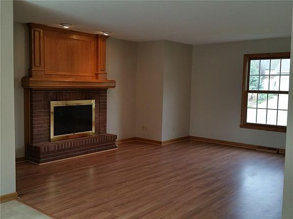 5th image of 3428 Anne Marie Dr