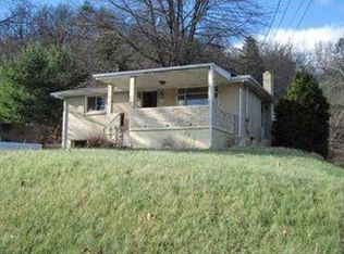 5110 Oak Rd, Clairton, PA 15025