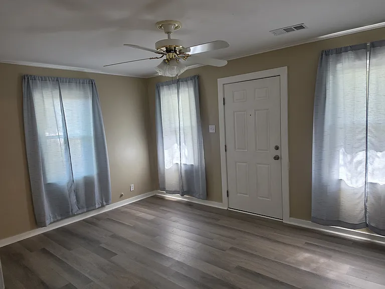 603 S Cherry St — Photo 1