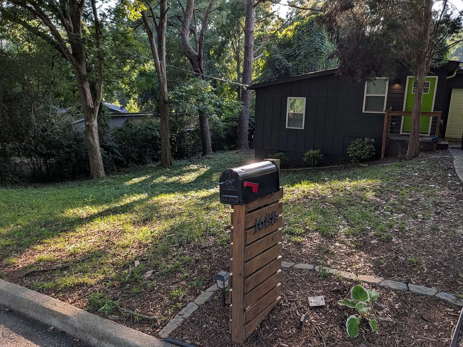 3 bed, 1.5 bath, 1000 sqft, $800 — Photo 3