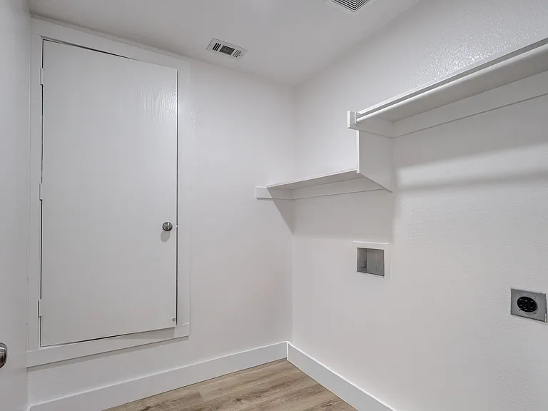 3304 Teasbend Ct — Photo 25