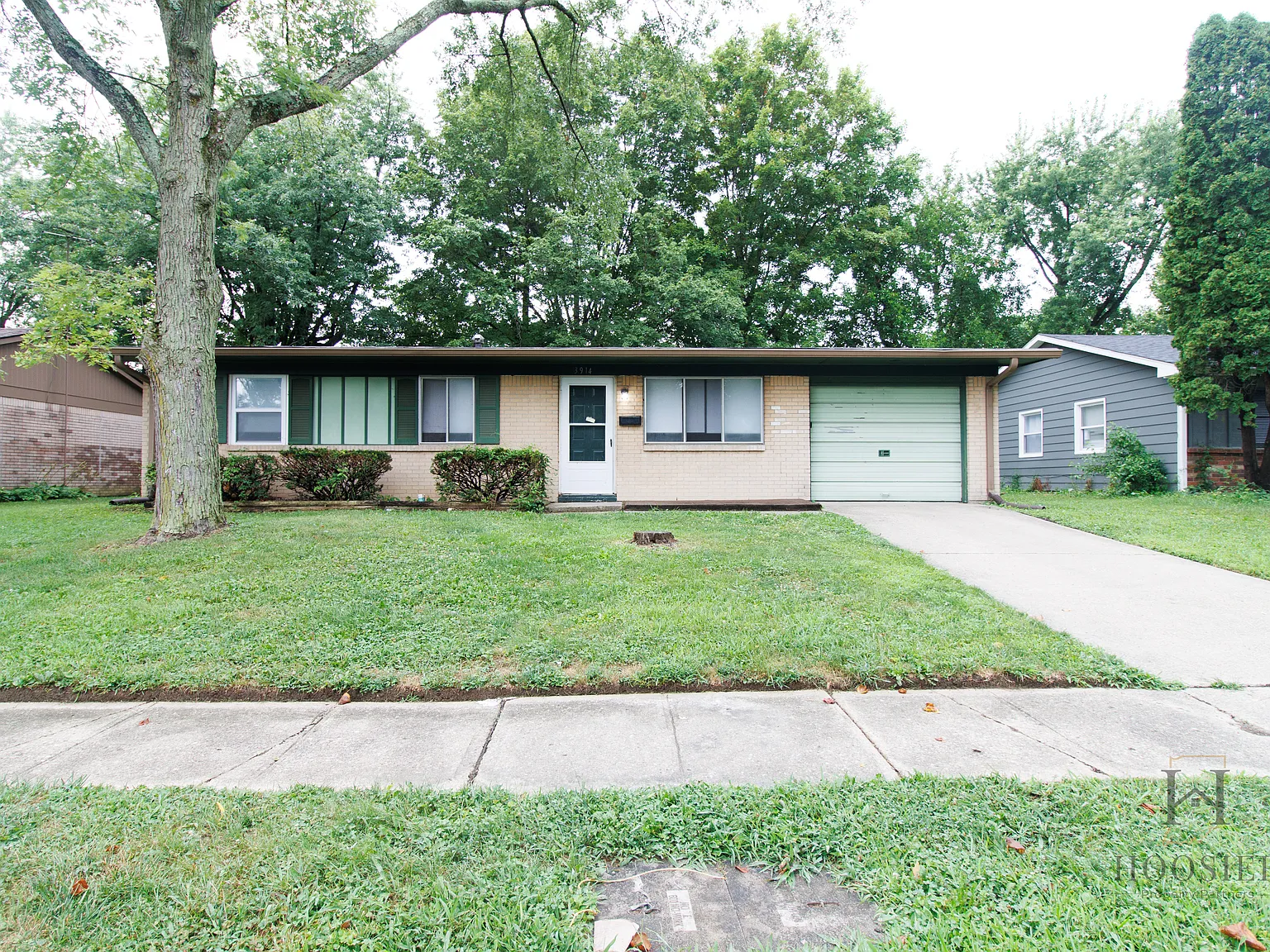 3 bed, 1.0 bath, 999 sqft, $1,450 — Photo 1