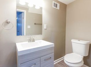 10012 Kessler St, Overland Park, KS 66212