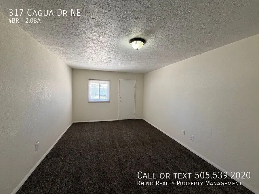First Month's Rent Free! Quaint 4 Bedroom 2 Bathroom Home In The NE! — Photo 4