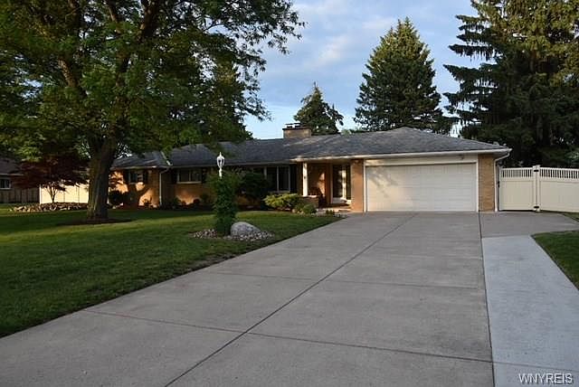 1st image of 4165 Clardon Dr