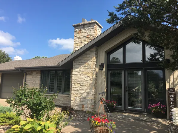 3706 Droessler Ct, Kieler, WI 53812