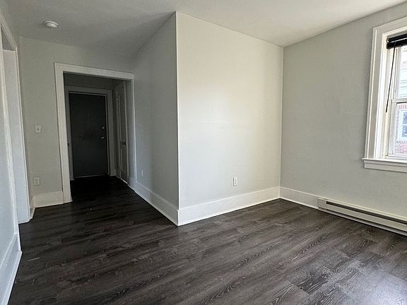 3rd image of 5427 Wayne Ave #L-03