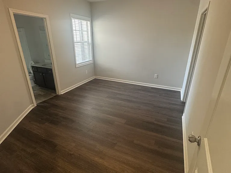 2559 Irwell Way — Photo 12