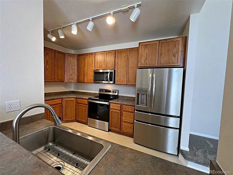 3865 S Dayton St #302 — Photo 8