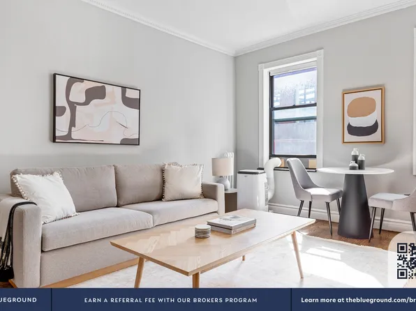 273 West 10th Street image 4 of 17