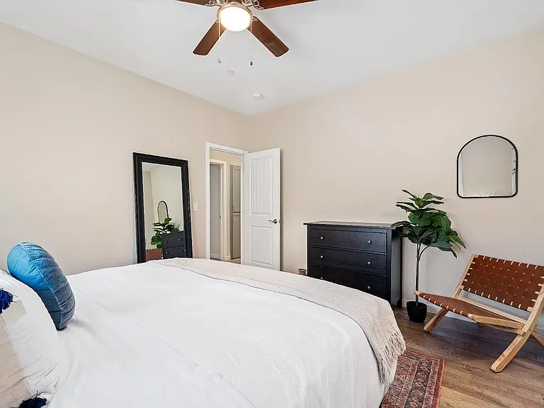 4501 Cyclamen Way #4501 — Photo 8