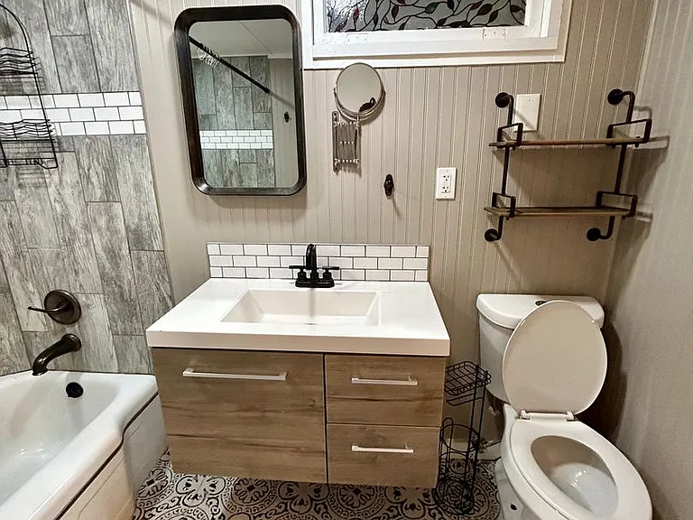 955 Osage Ave #2 — Photo 6