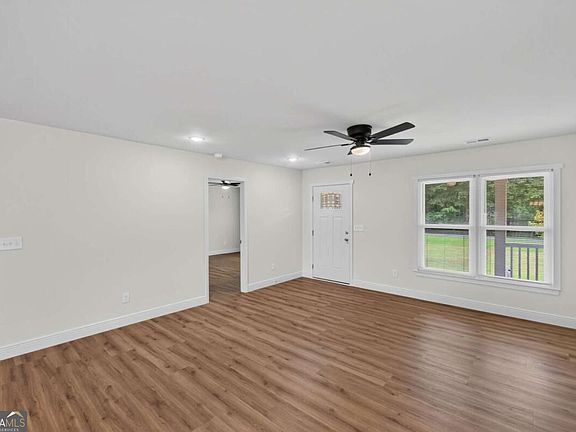 5th image of 1275 Lake Dow Rd