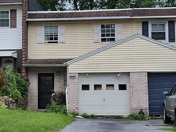 2nd image of 839 Rabbit Ln