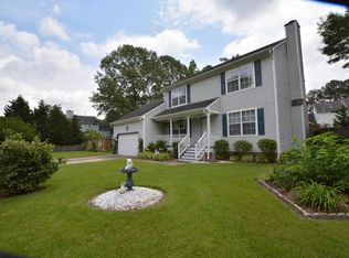 305 Fern Dr, Chesapeake, VA 23320