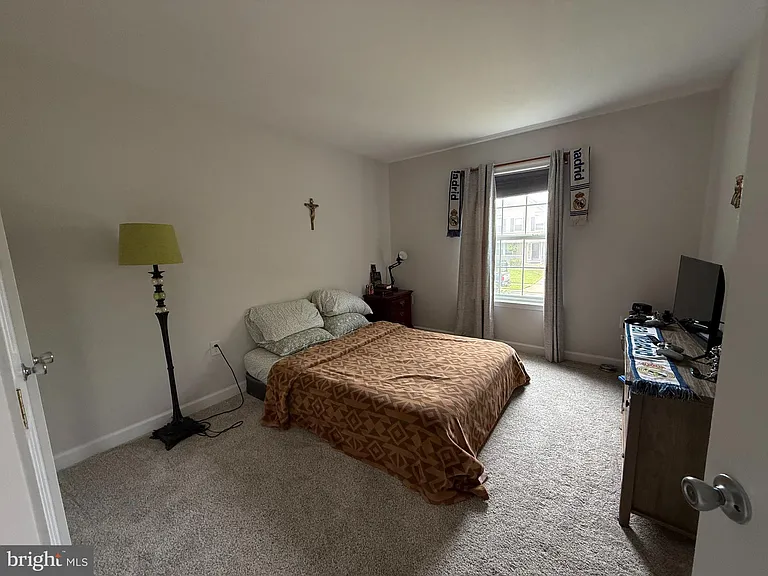 305 Crosswinds Dr — Photo 9