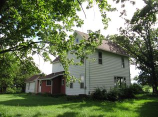 9039 County Rd S, Mount Horeb, WI 53572