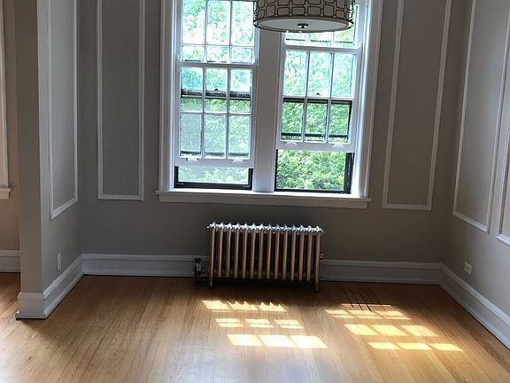 3rd image of 4877 N Paulina St #3A